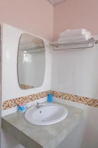 Thaveesinh Hotel