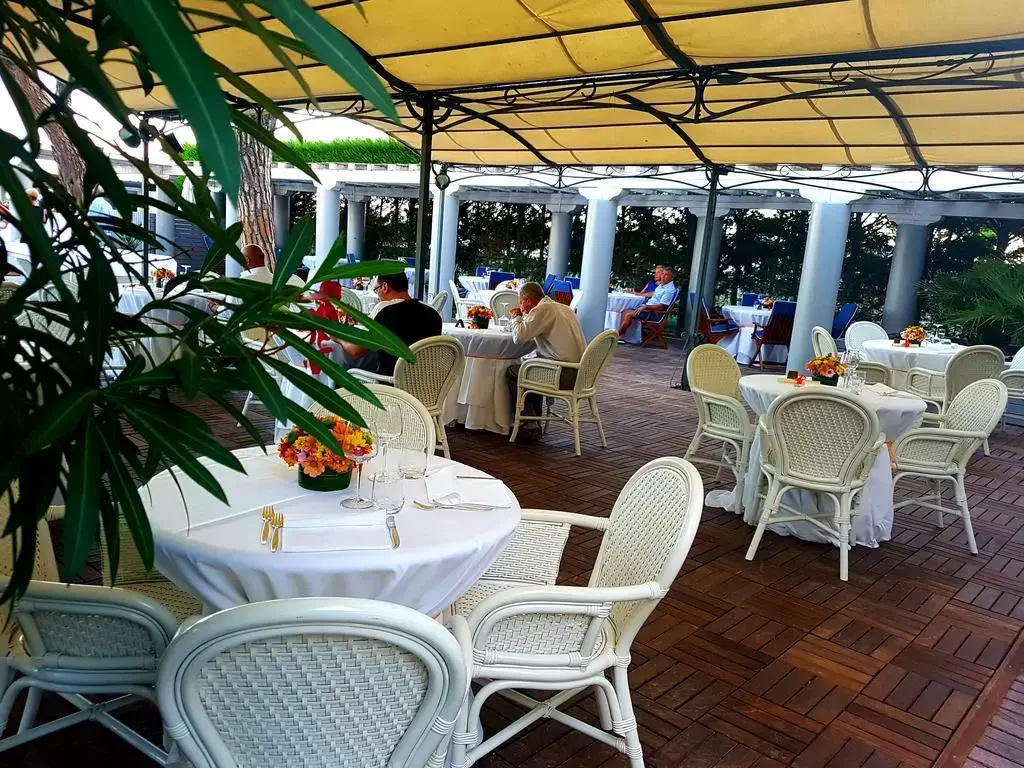 Hotel Excelsior