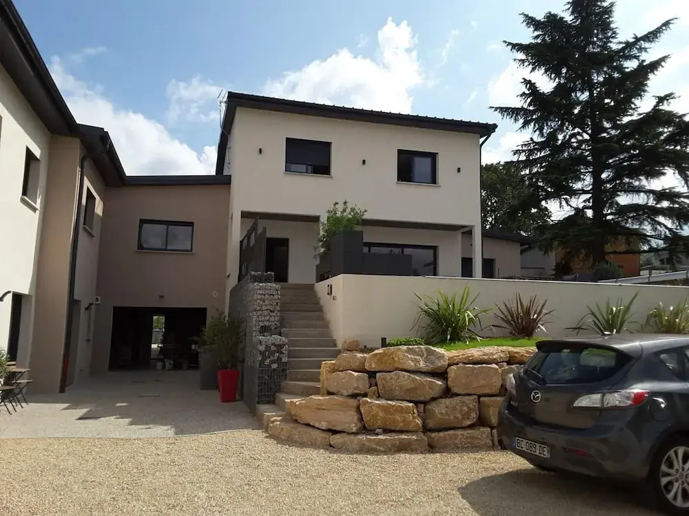 Villavi Lyon Est Chambres dHôtes