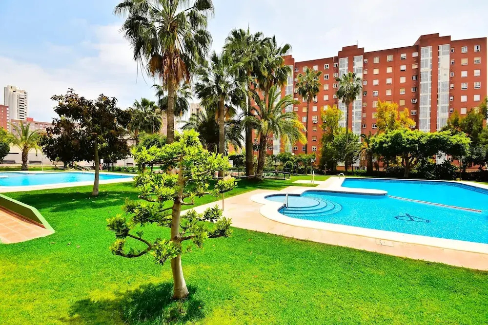 Apartment with One Bedroom in Benidorm, with Wonderful City View And Pool Access - 700 M From the Beach