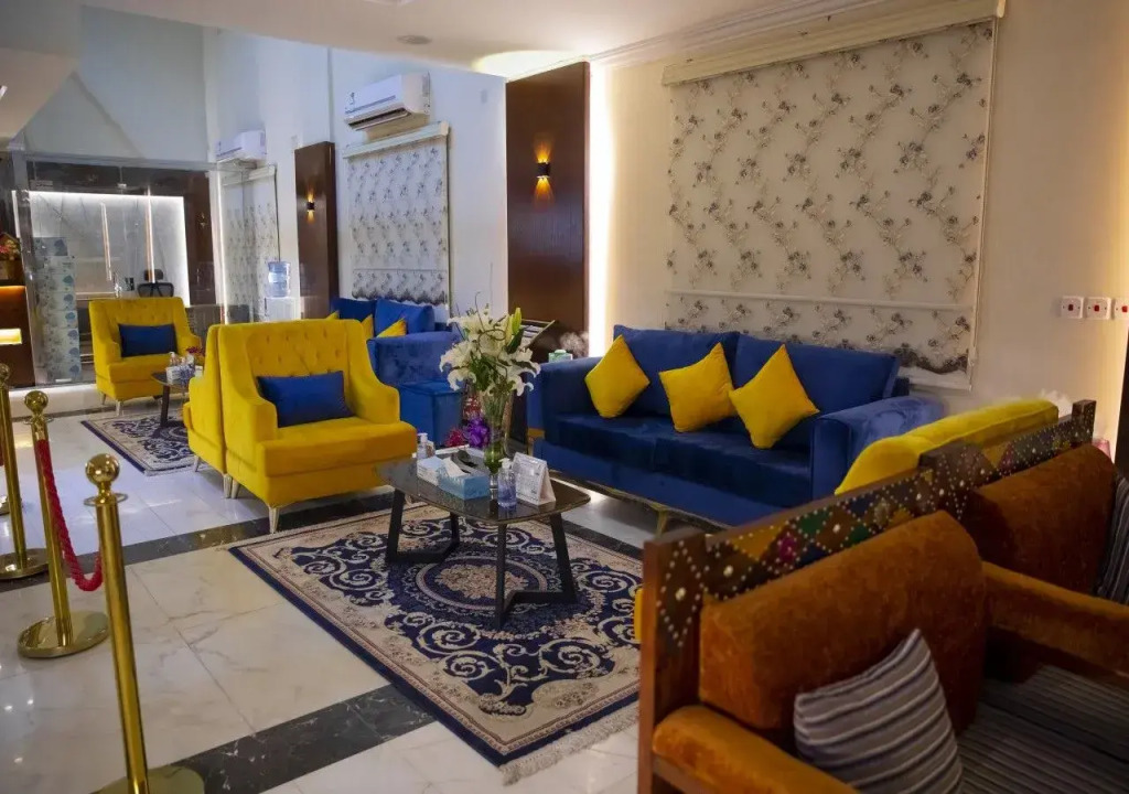 شقق منزل الشرقي للشقق المخدومة