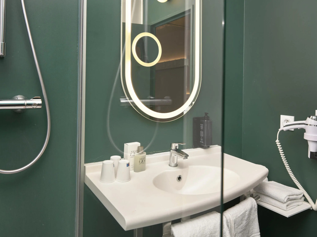 Ibis Annecy - Cran-Gevrier