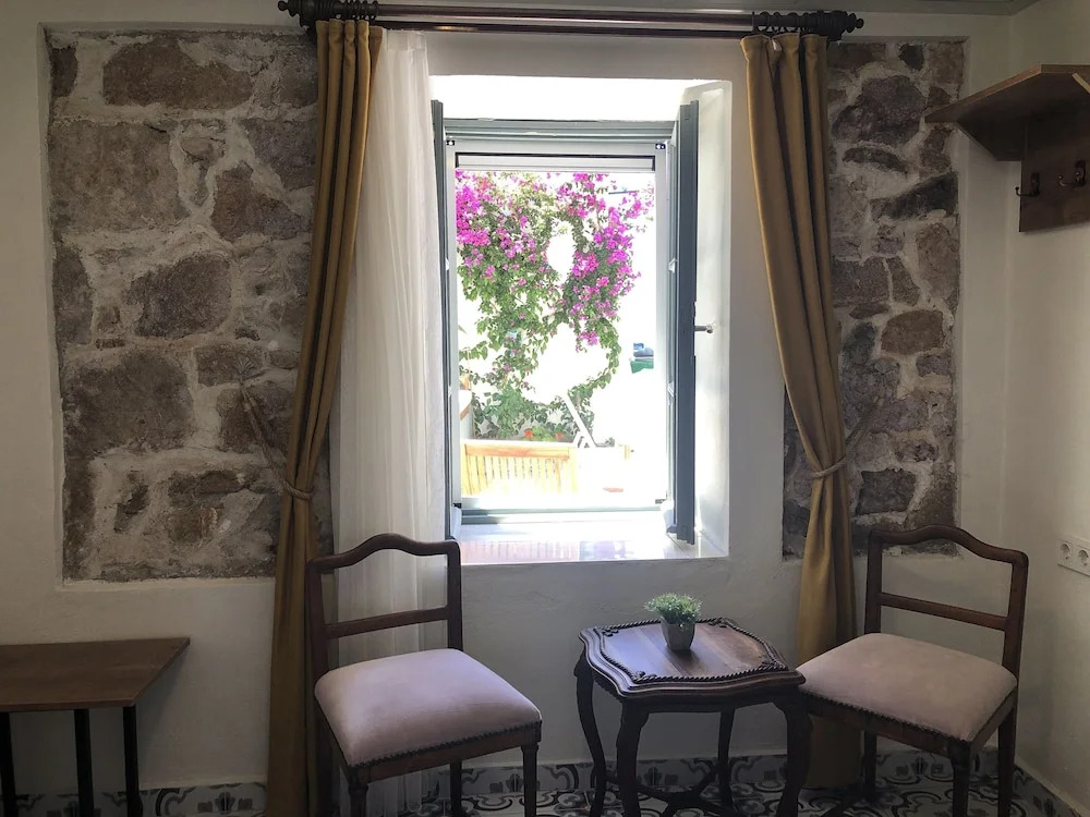 Kastoria Hotel