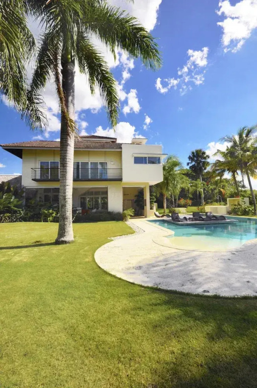 Instyle Residences at Seahorse Ranch Villa 118