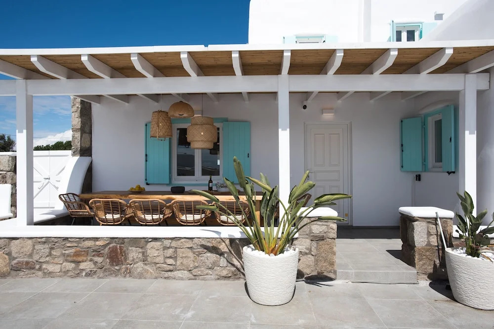 TIFFANYS VILLAS