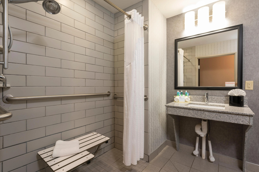 Holiday Inn Express & Suites Columbus - Polaris, an IHG Hotel