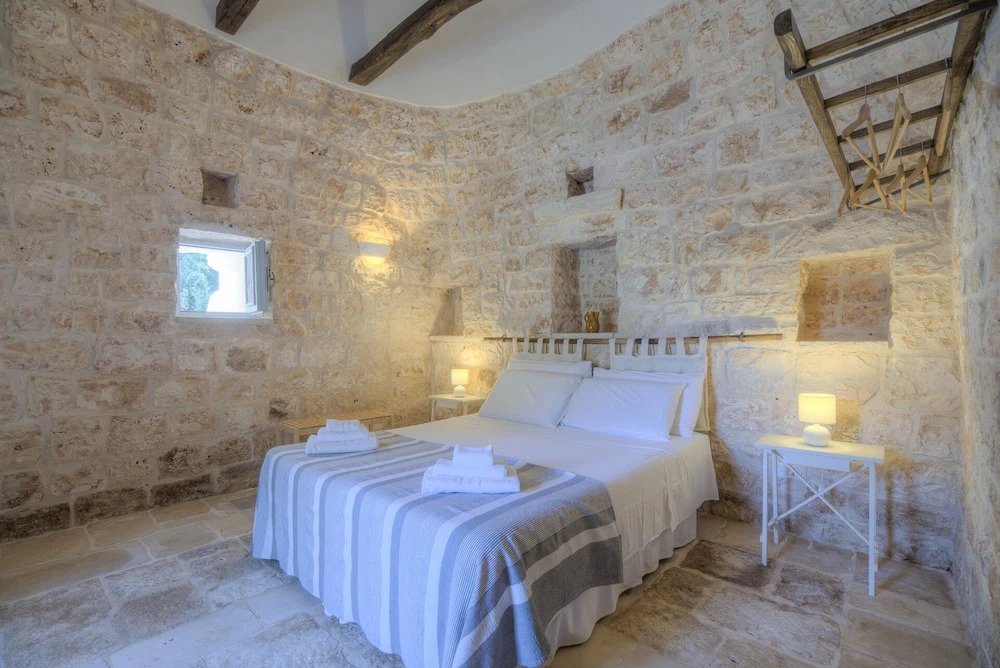 Trullo Pagliaro Cisternino by Typney