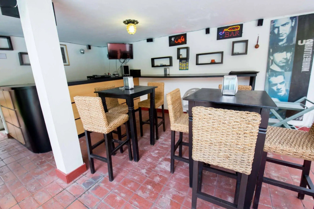 Suites & Apartments San Benito - Zona Rosa