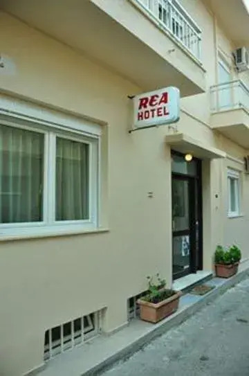 Rea Hotel