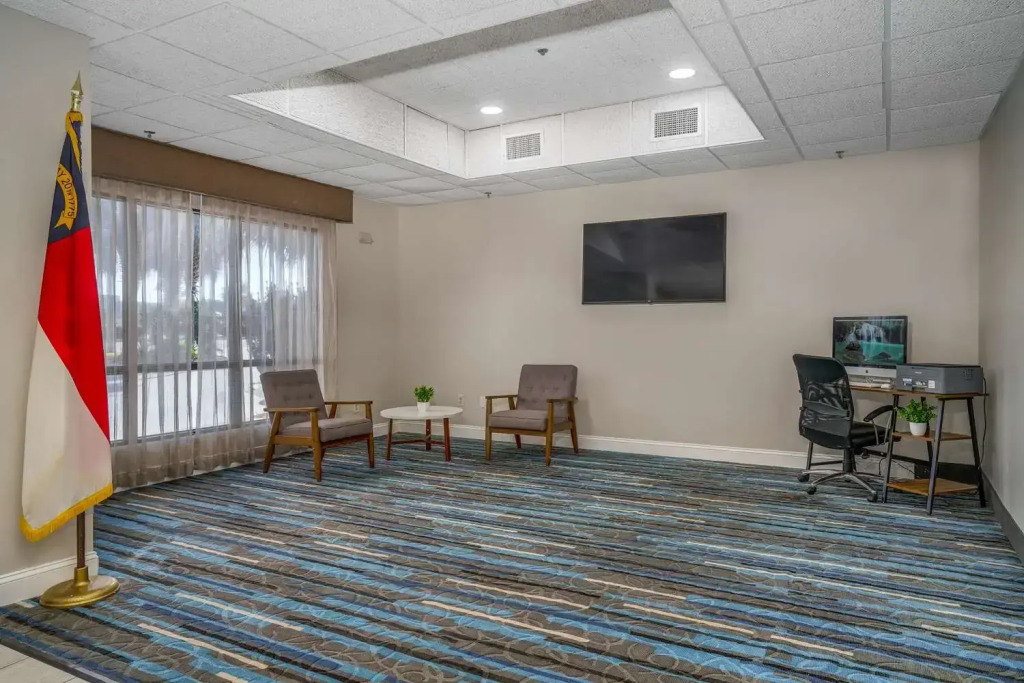 The Windstar Hotel - Emerald Isle, Swansboro