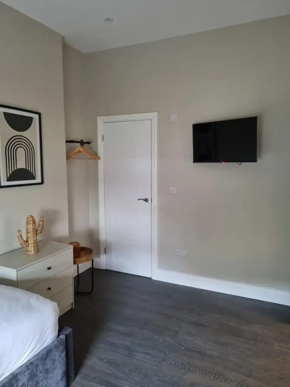 The Ivy Apartments