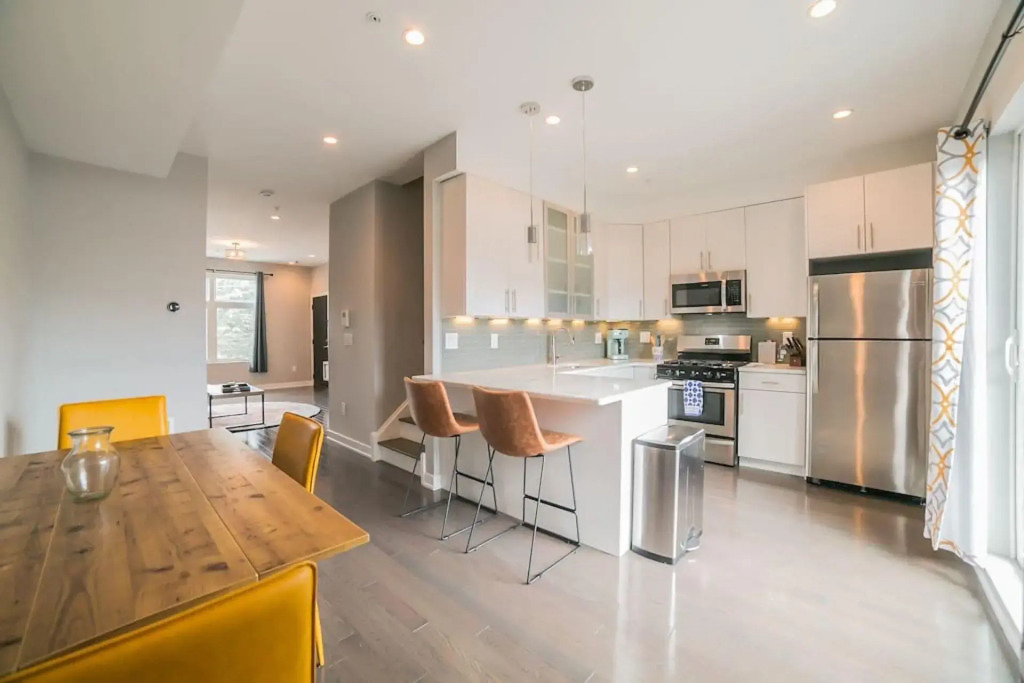 755, Unit D · 2 bedroom home in Fairmont w/ Roofdeck and Balcony