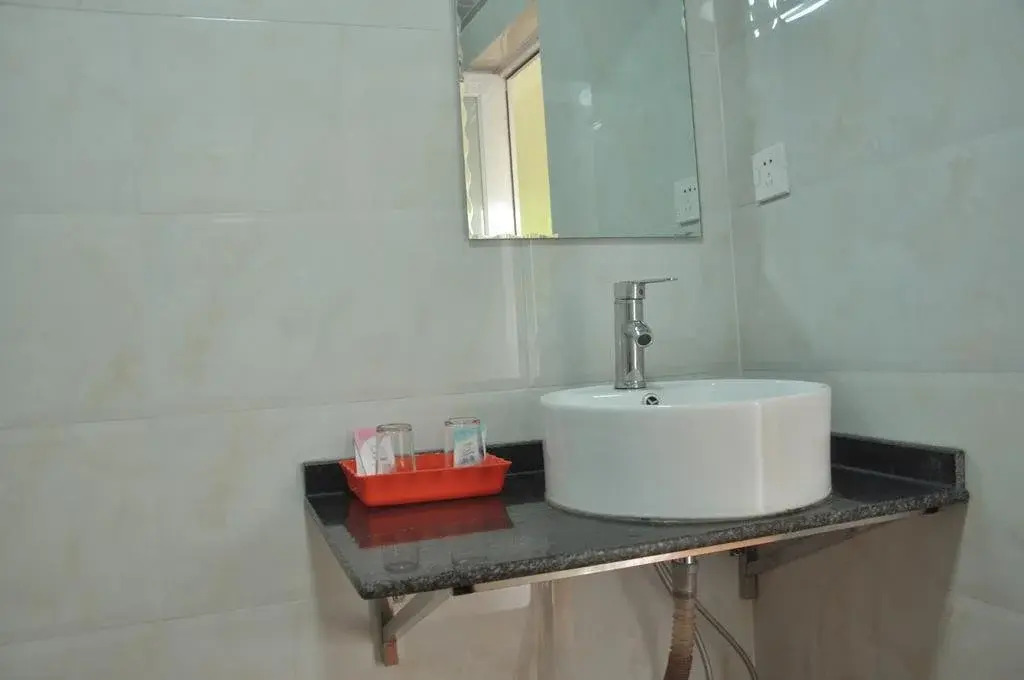 Shi You Hotel