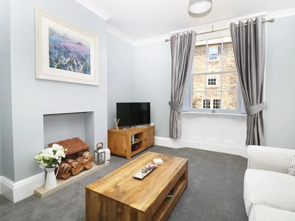 2 Regency House