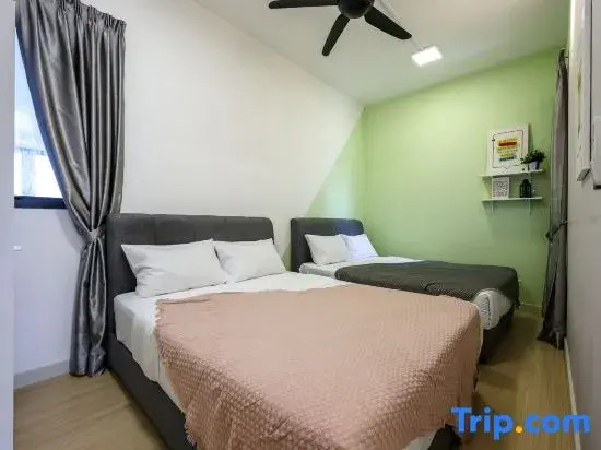 KL City Central TRX 3 Bedrooms, 2 Baths + Balcony
