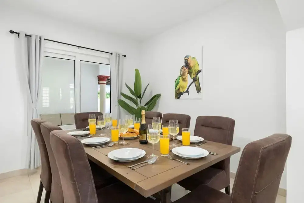 Sleeps 11 6 Bedrooms Privatepool Outdoor Dining