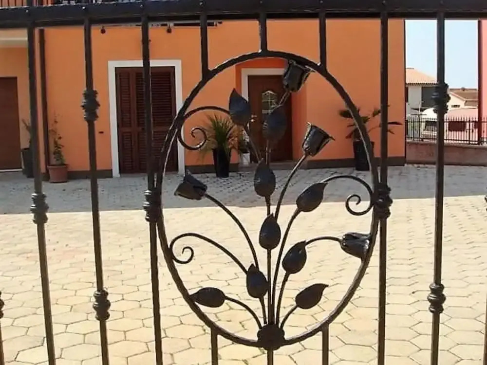 House With 4 Bedrooms in Bale, With Wonderful City View, Enclosed Garden and Wifi Near the Beach