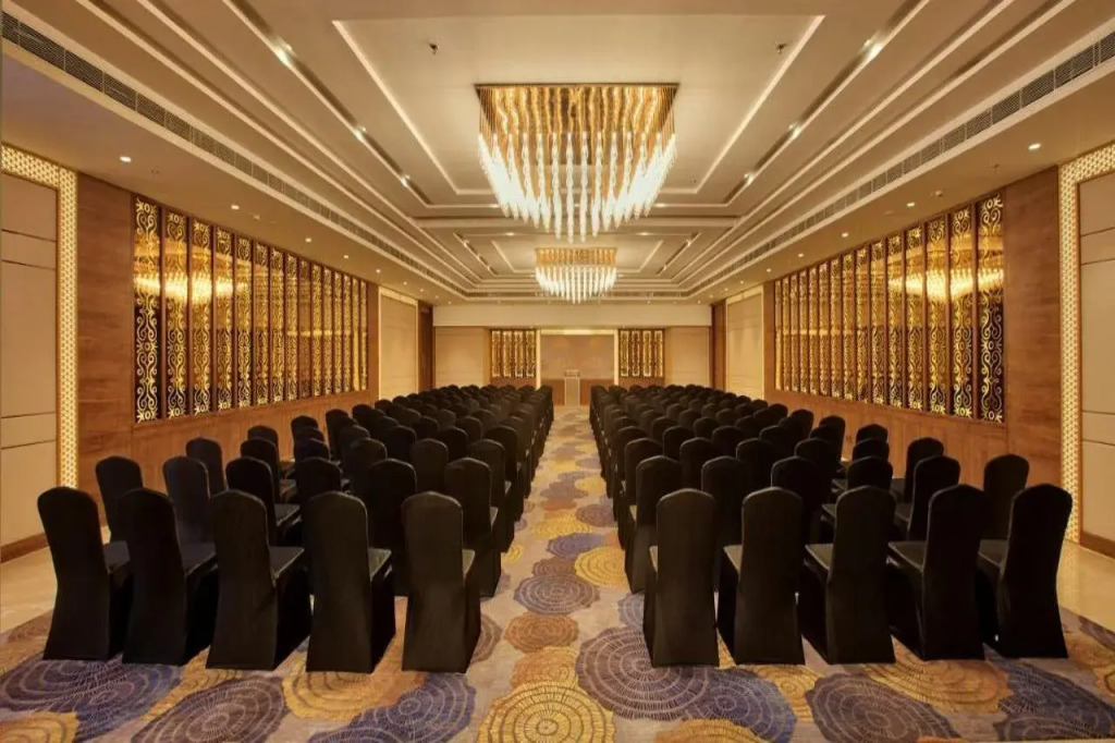 Country Inn Premier Amritsar