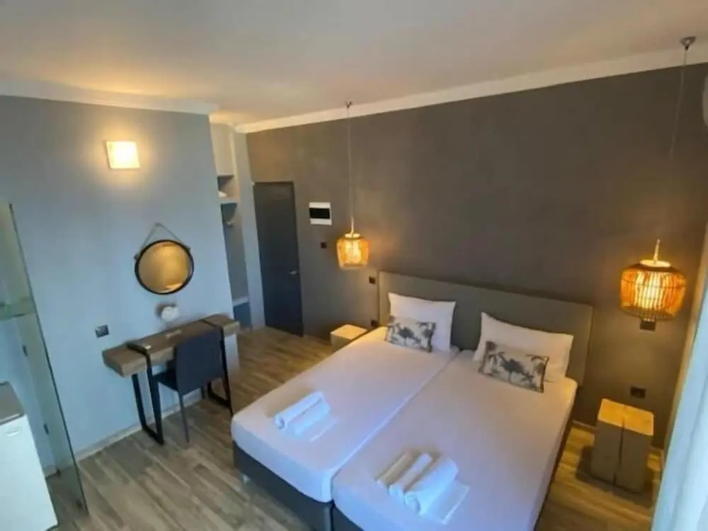 Xenios Hotel