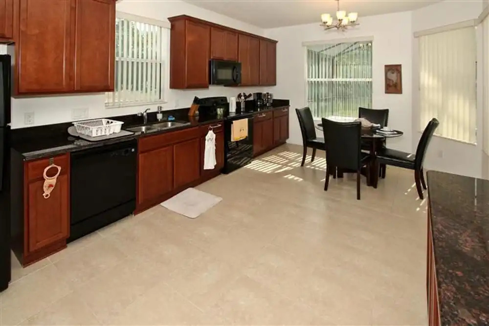 Crystal Cove 4724
