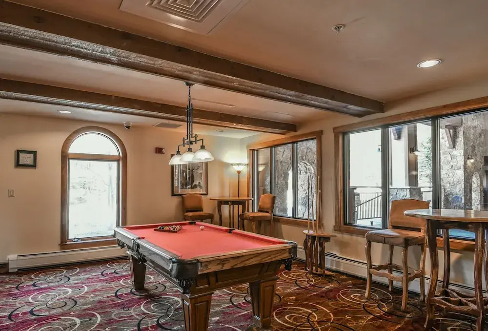 Red Hawk Lodge 2297