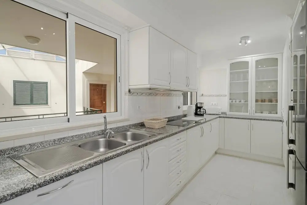 Duplex With sea View, Reis Magos V
