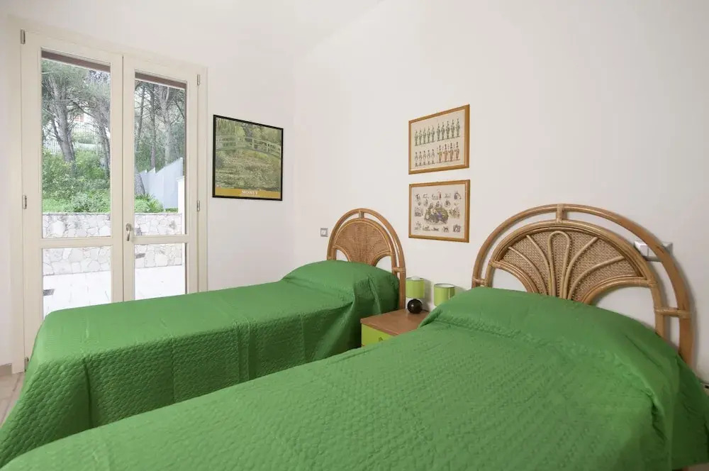 Caper Villa