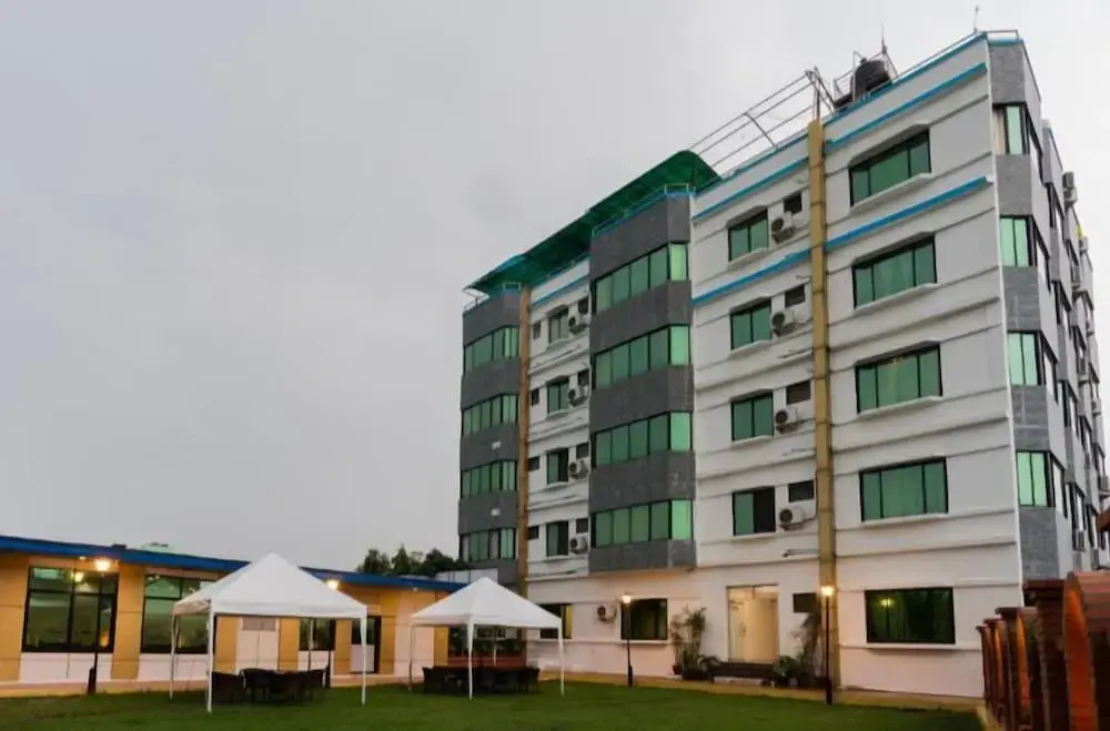 Hotel Ratnasambhava