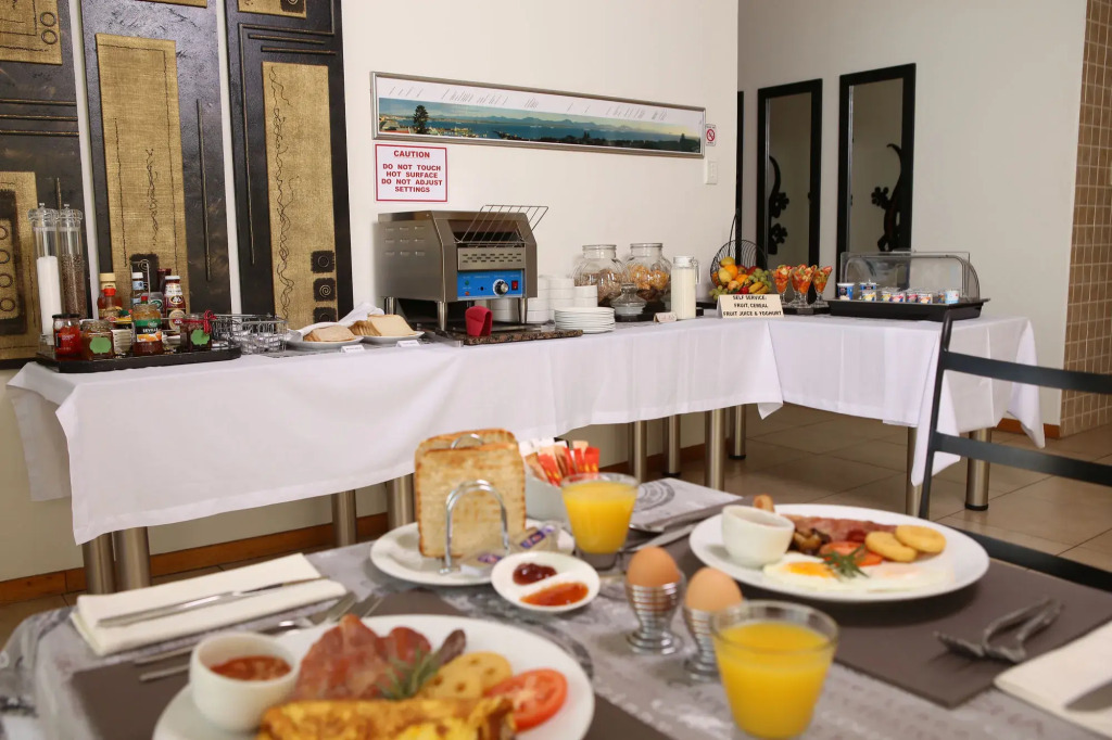 Bar-t-nique Guest House