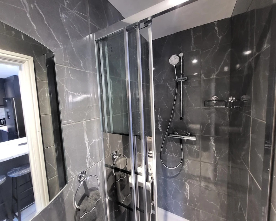Grand Exclusive 2 Bed Apartment - London