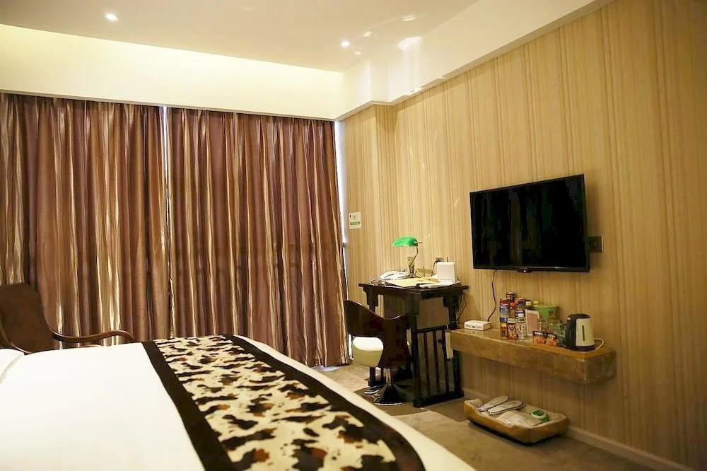 Zizai Home Boutique Hotel