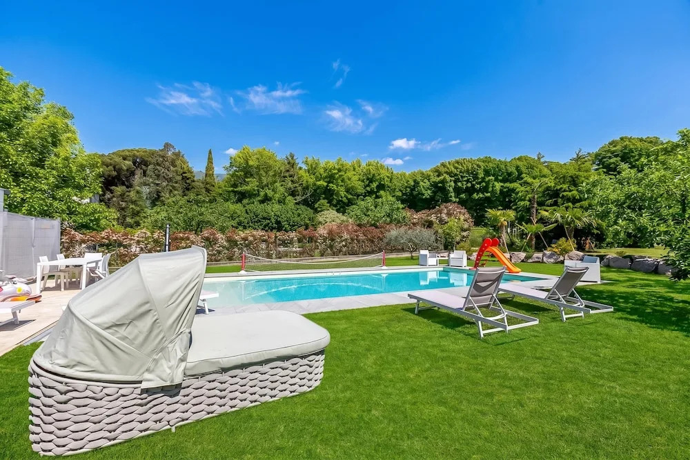 Anita Lake Fitness Retreat - Happy Rentals