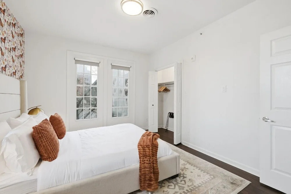 Apex Executive Apartments - 30th Ave