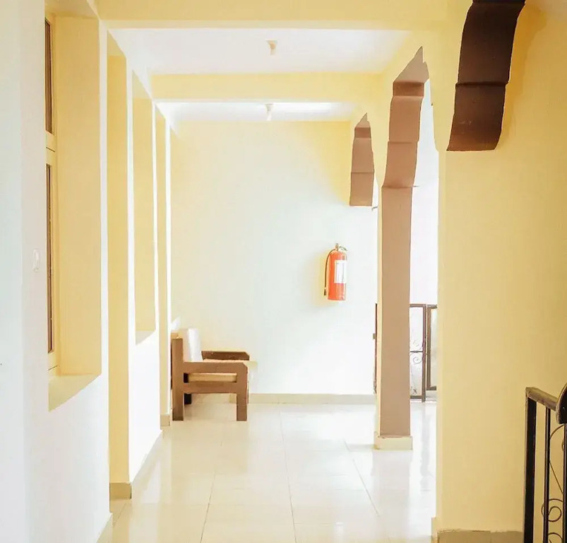 Mirton Hotel