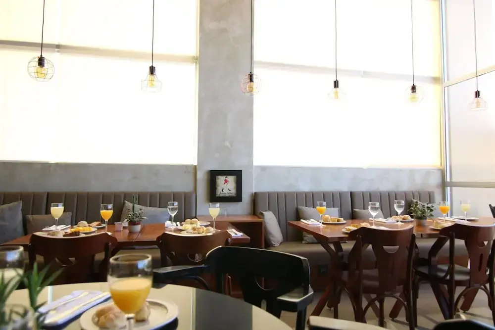 Lagoa Flat Hotel