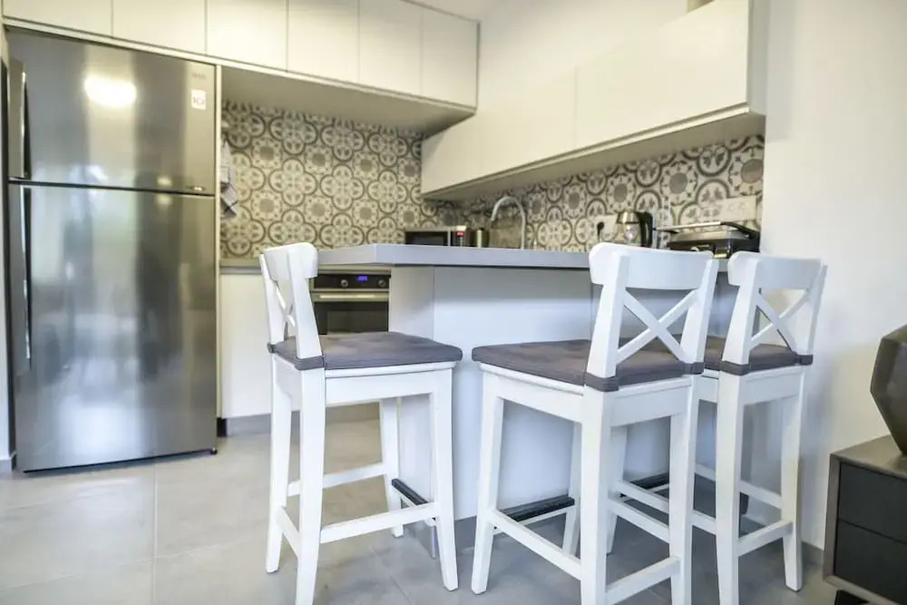 3 Bedroom Garden Apartment