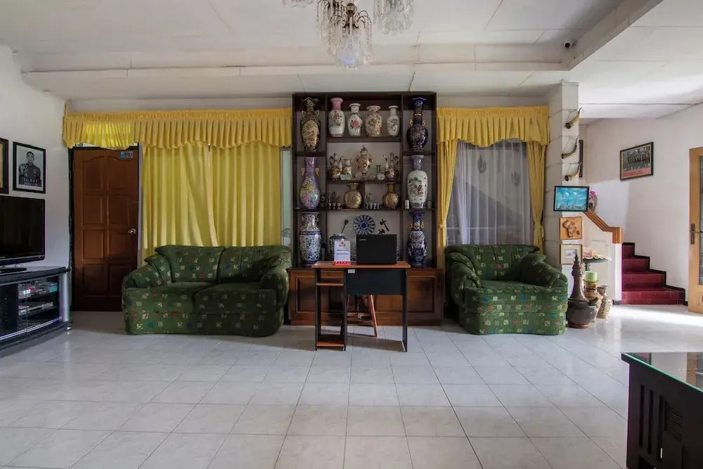 OYO 3067 Flamboyan Homestay Syariah