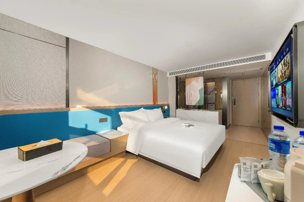 Warm Yes Hotel