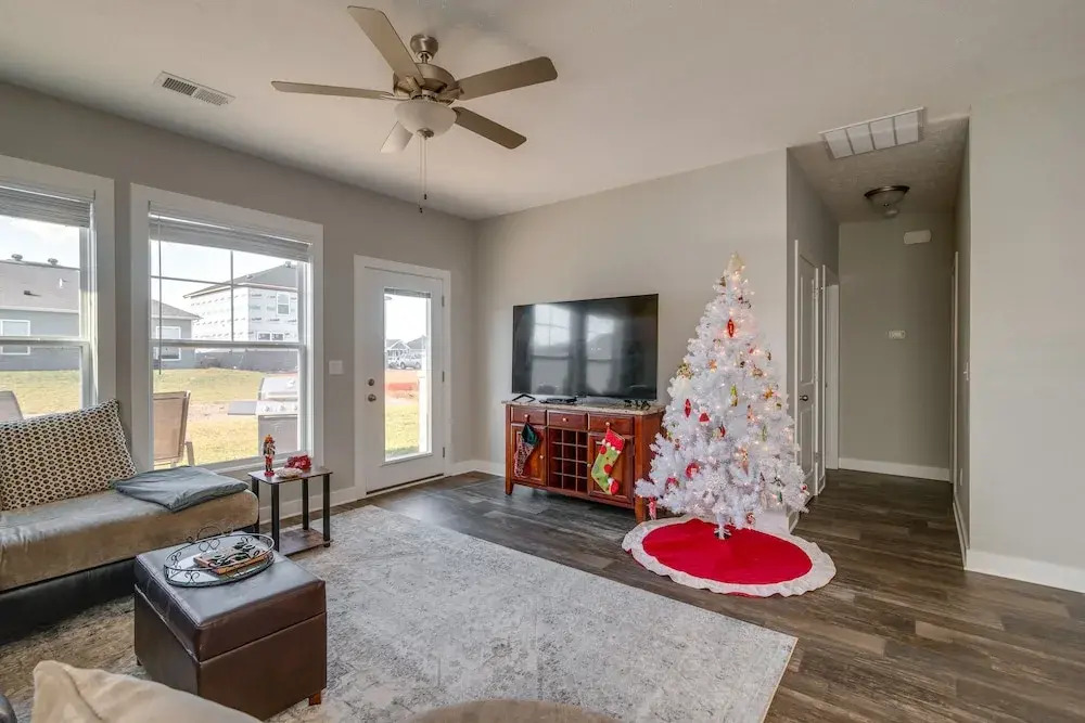 Lovely Bowling Green Home, 10 Mi to Downtown!