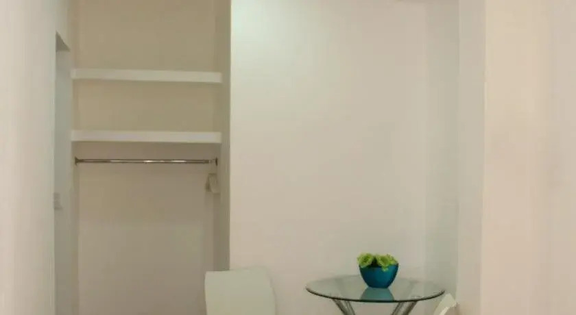 Xell Suites & Hotel