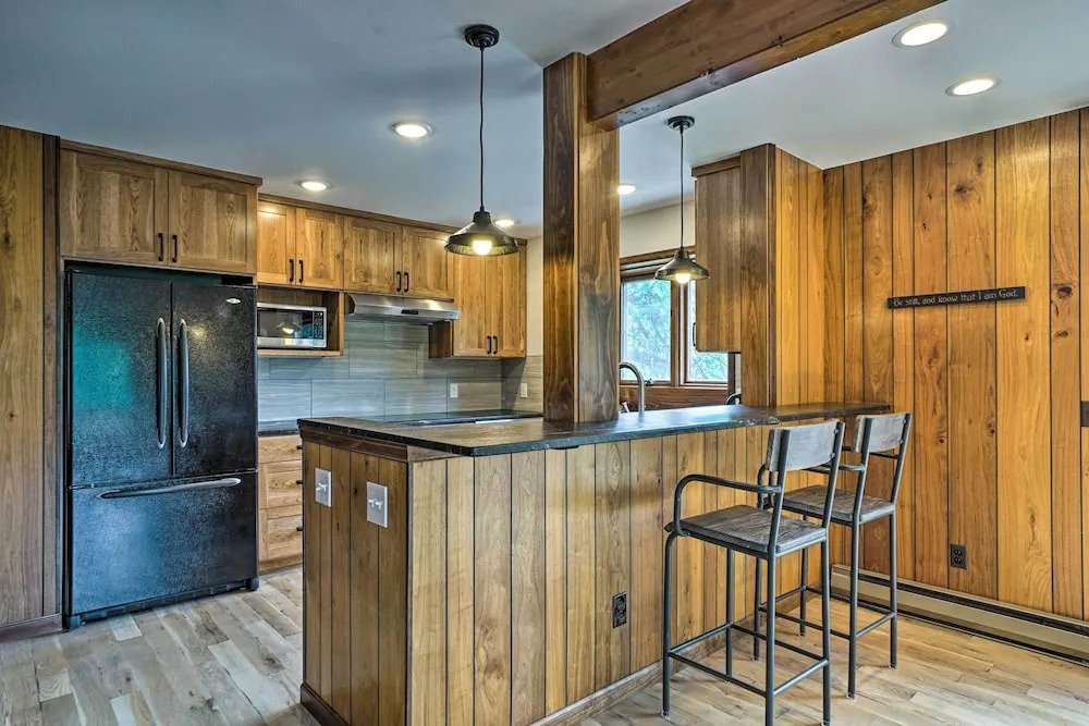'peaceful Pines' Estes Park Home: Longs Peak View