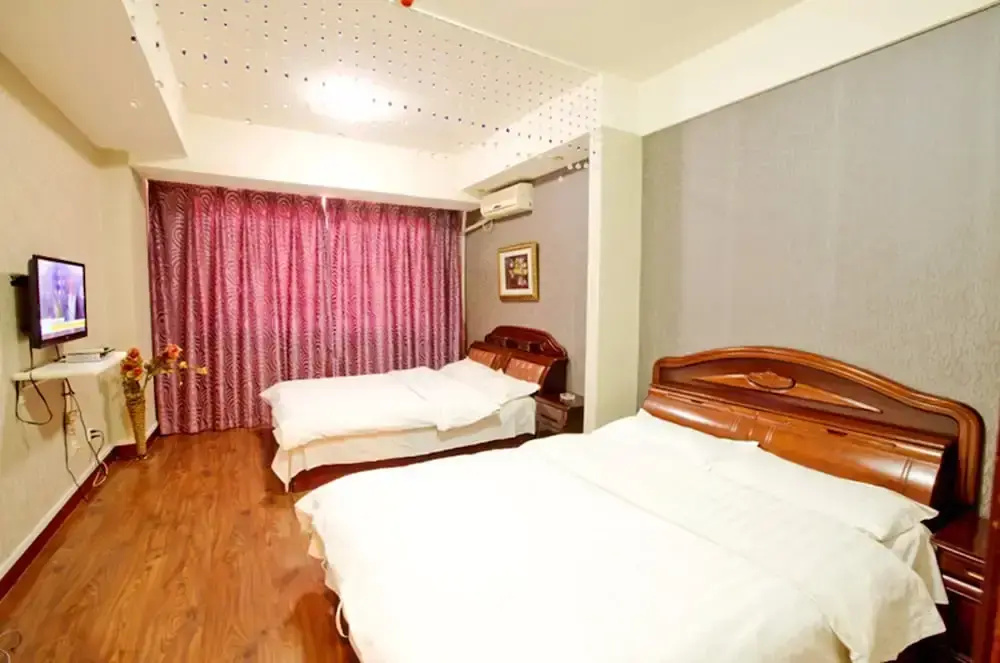 72 Apartment (Shenyang Yishijie Furniture Building A)