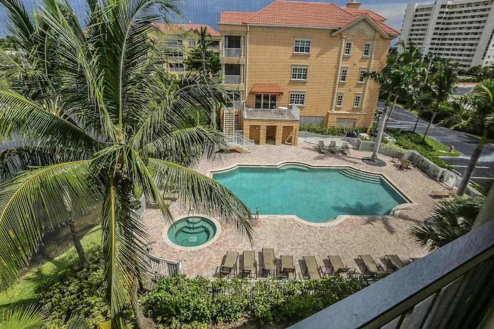 Bella Lago 343