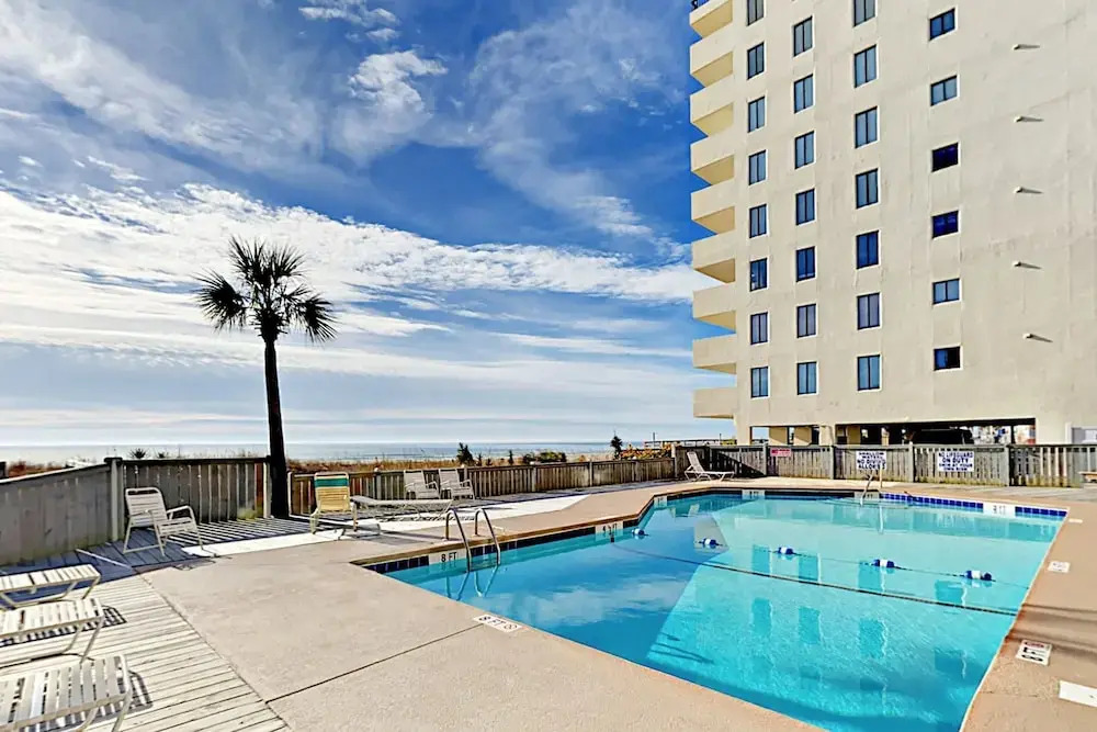 101seasc 3 Bedroom Condo