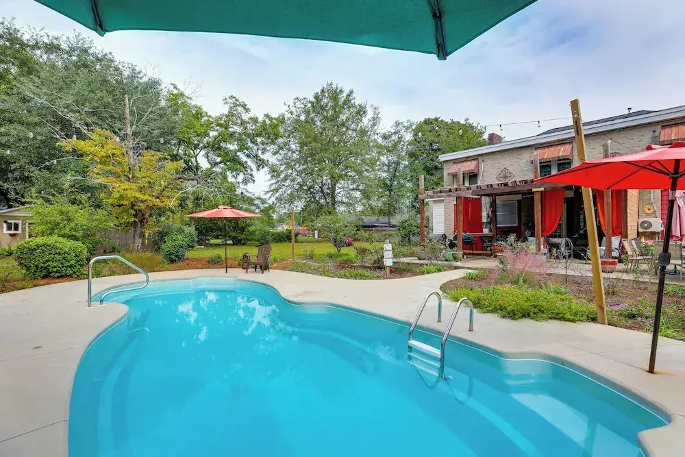 Backyard Oasis w/ Pool: Sunny Sumter Studio!