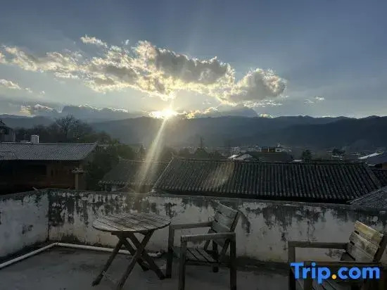 Xiangmo Youth Hostel