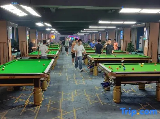 Golden Harbour Business Hotel