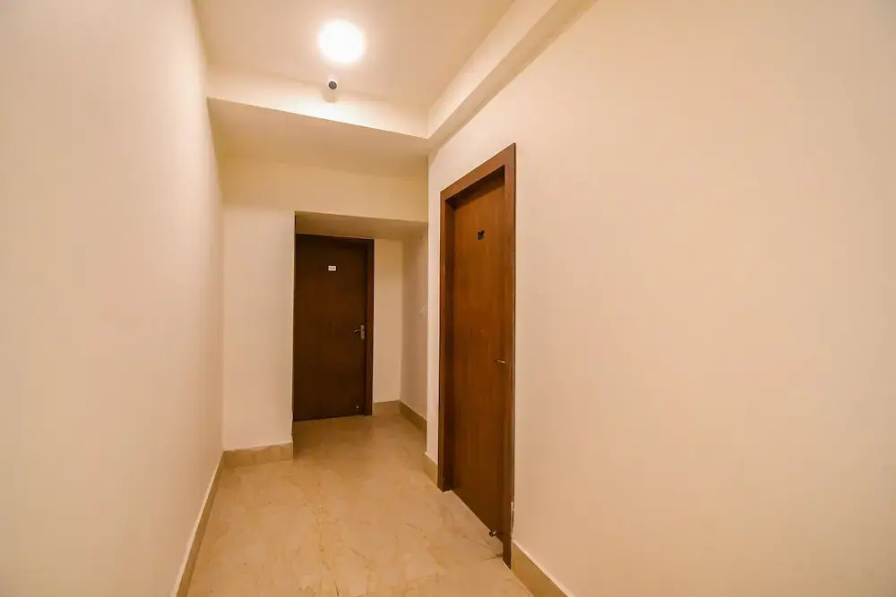 Fabhotel Moubani Residency