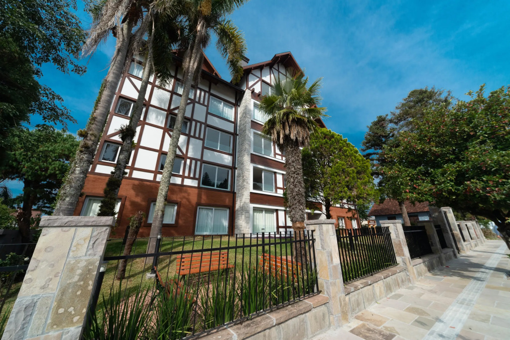 Novíssimo apto de 2 quartos no centro de Gramado