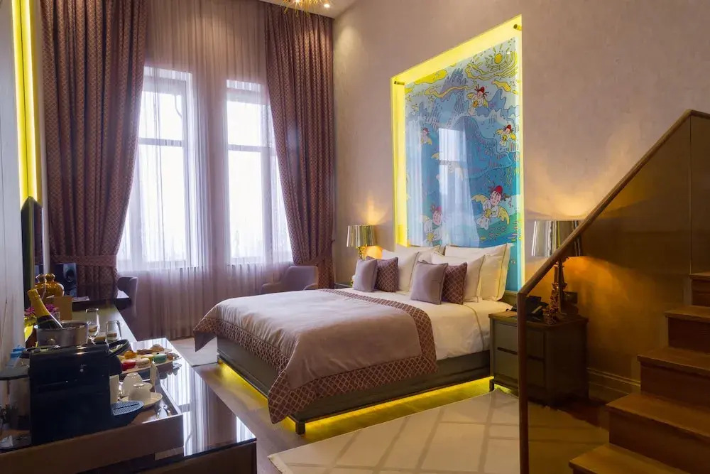 ART Gallery Hotel